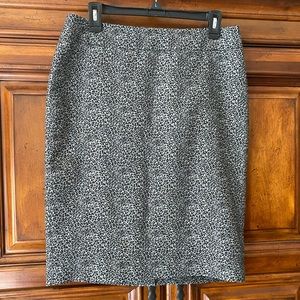 Women’s Ann Taylor Leopard Pencil Skirt - 8